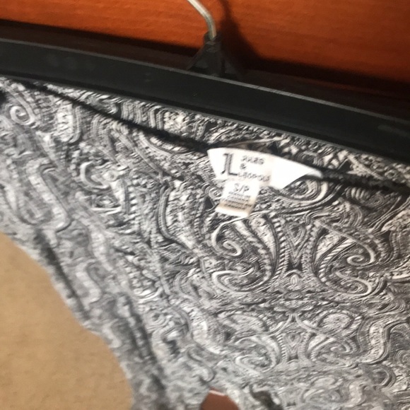 Patterned pants - Picture 2 of 3